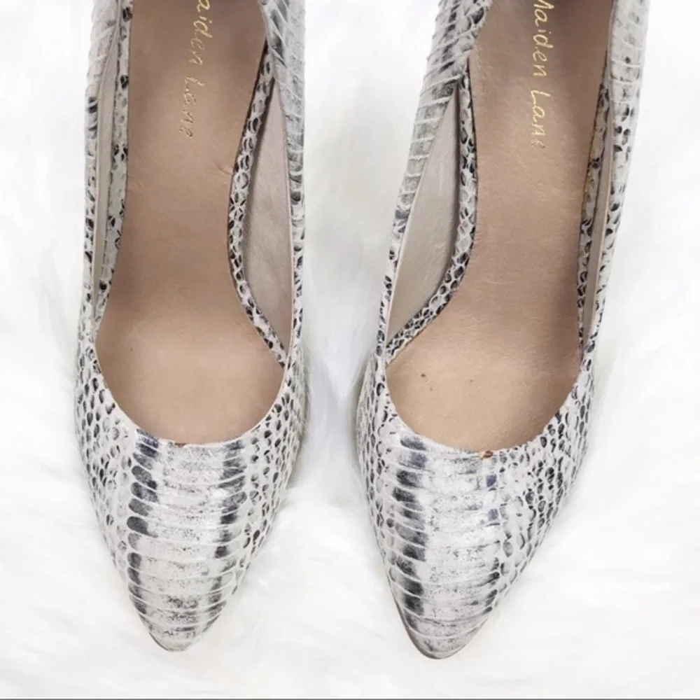 Maiden Lane Snakeskin Heels size 8.5